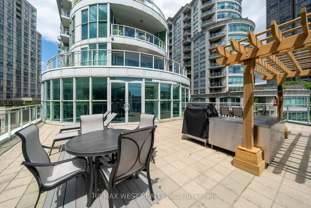 Additional image 48 of 2067 Lake Shore Blvd Unit 202