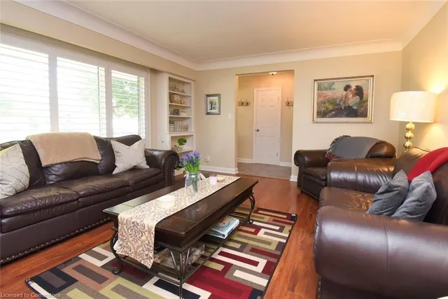 Additional image 9 of 33 Burwell Ave