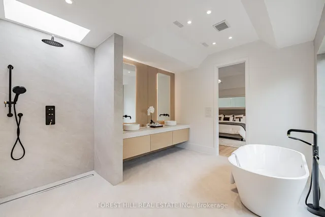 Additional image 40 of 105 Castle Hill Dr