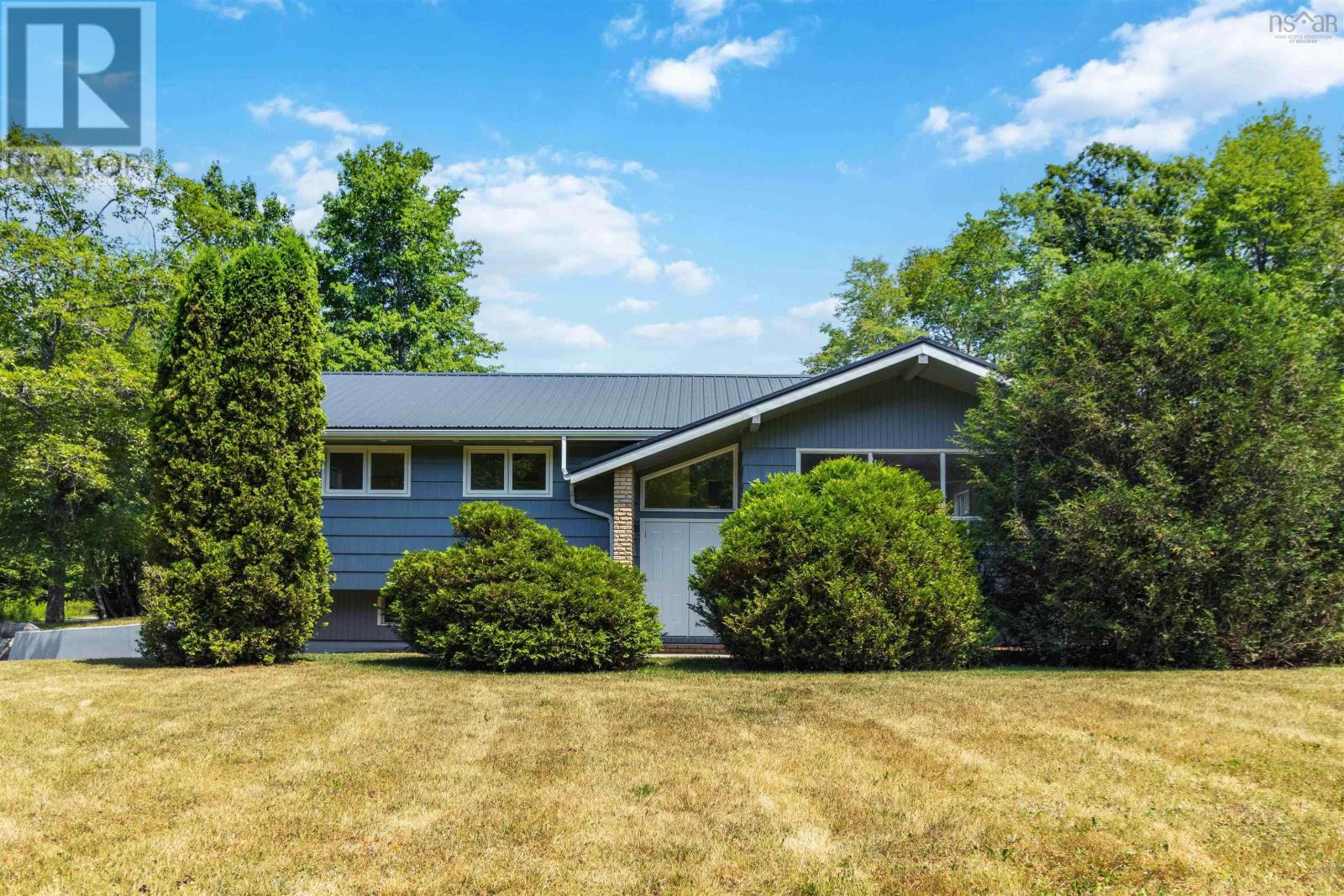 Property image for 12 Judy Avenue|Wentzells Lake, Nova Scotia B0R1E0