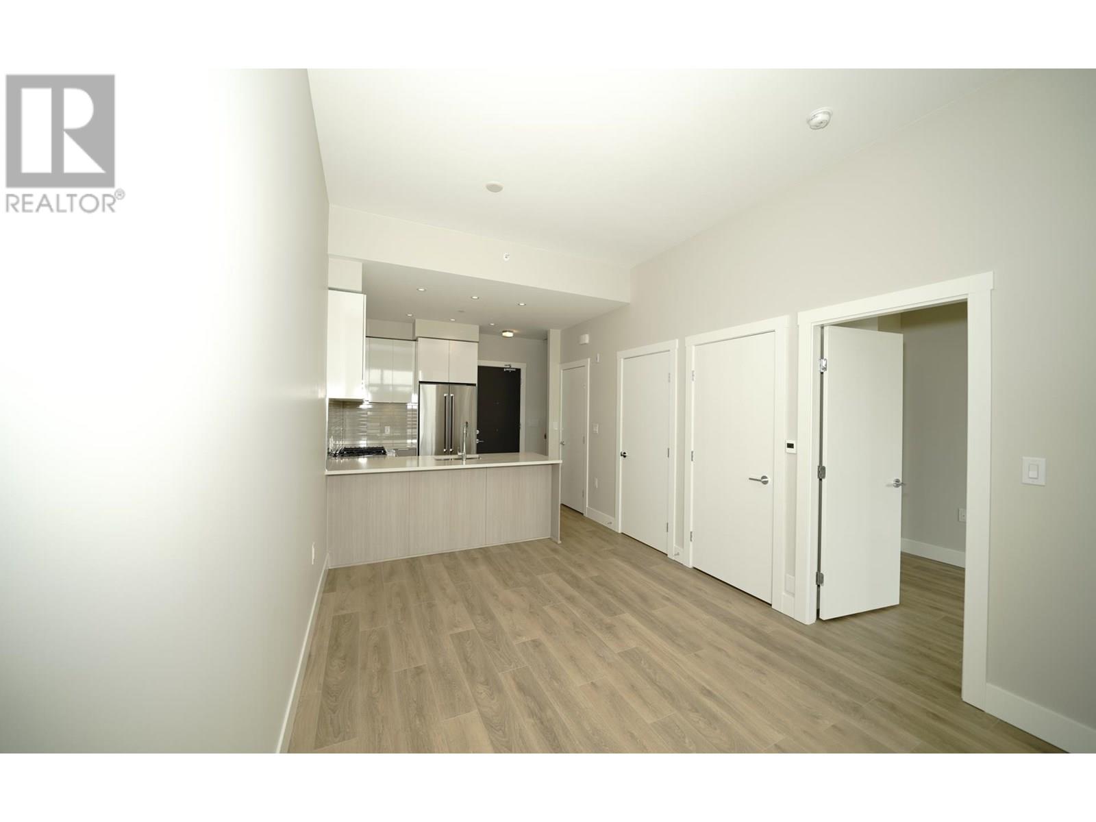 109 3588 SAWMILL CRESCENT|Vancouver, British Columbia V5S0H5