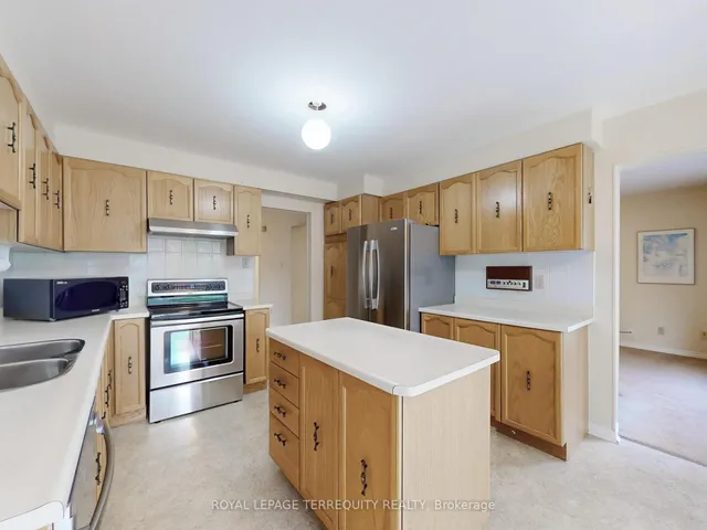 Additional image 5 of 4 Mowat Crt