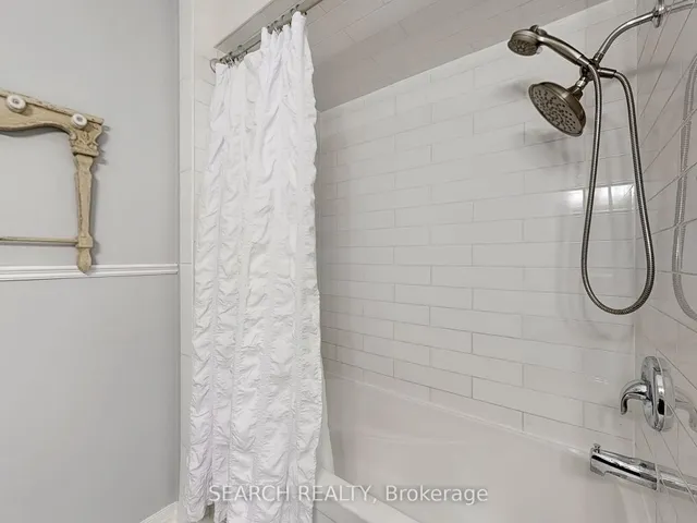 Additional image 24 of 559 Roding St