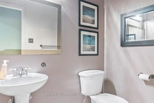 Additional image 19 of 411 Freeman Cres