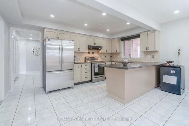 Additional image 14 of 41 Rangeland Rd