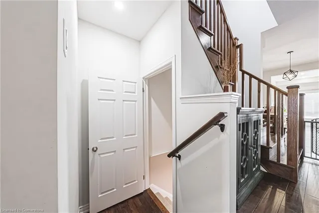 Additional image 20 of 157 Lormont Blvd