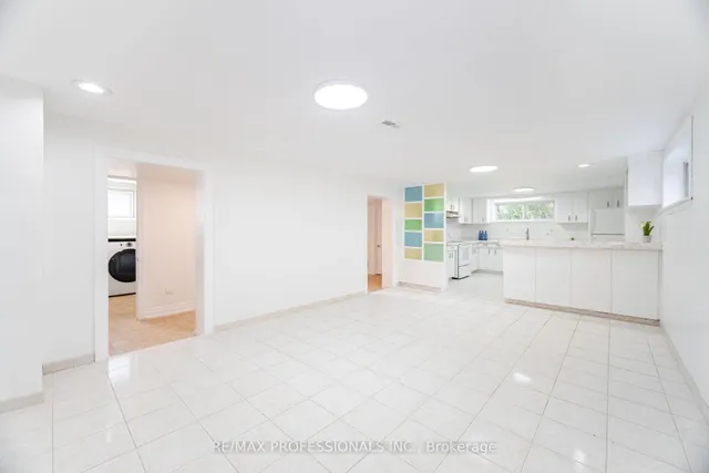 Additional image 41 of 718 Royal York Rd