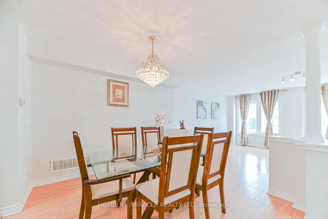 Additional image 15 of 40 Janda Crt