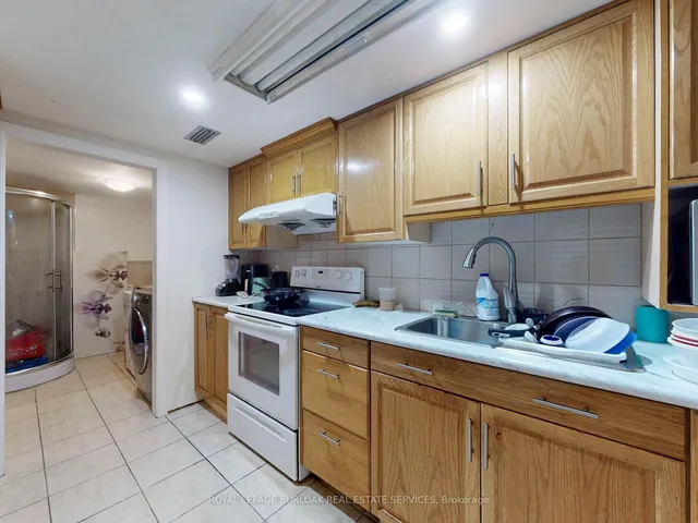 Additional image 34 of 37 Hucknall Rd