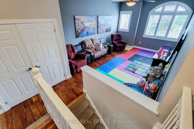 Additional image 25 of 128 Montreal Circ