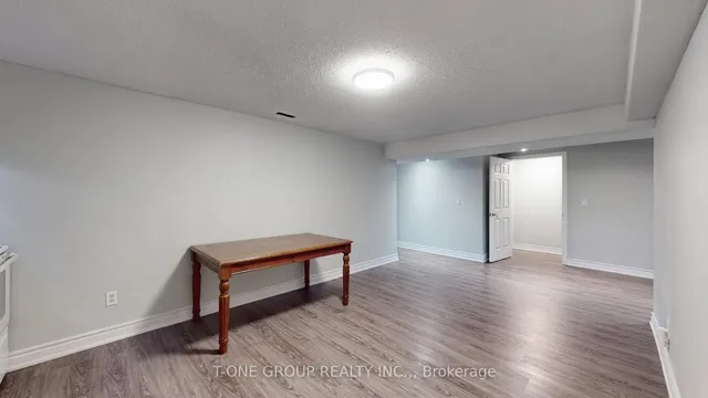 Additional image 32 of 224 Kingsbridge Garden Circ