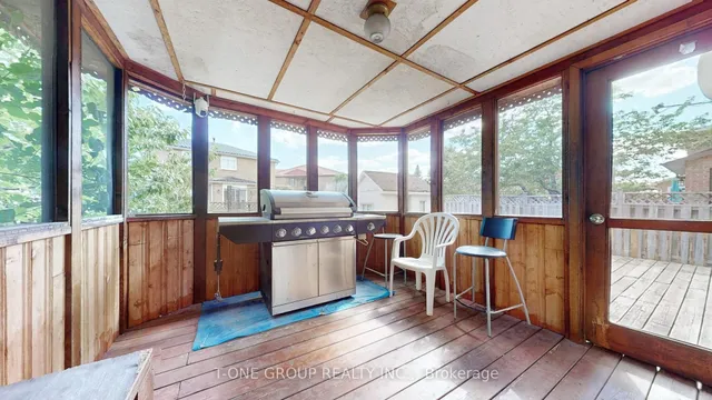 Additional image 40 of 224 Kingsbridge Garden Circ