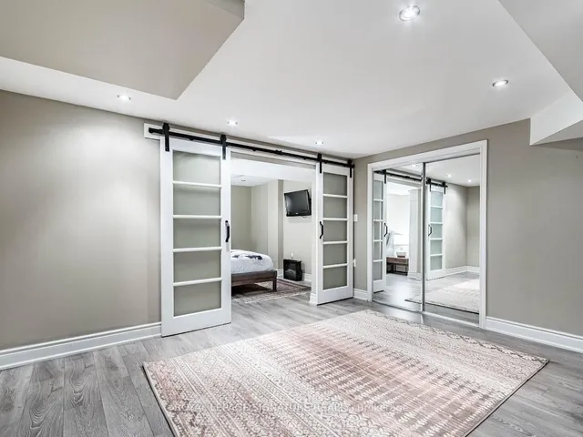 Additional image 42 of 1206 Glenashton Dr