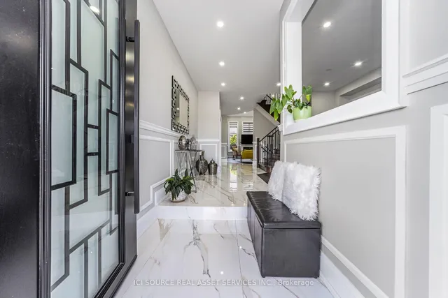 Additional image 3 of 12 Amethyst Circ