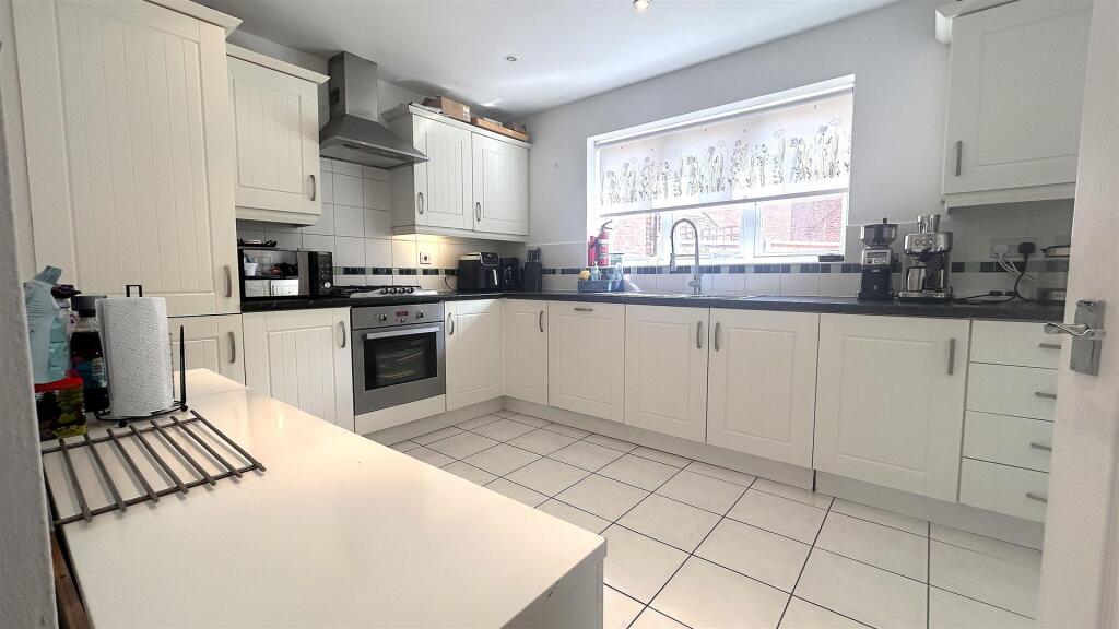 Additional image 6 of Yarningale Close, Birmingham