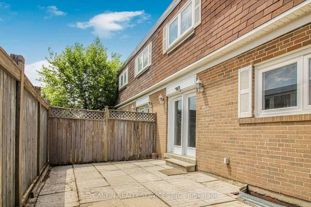 Additional image 21 of 212 Town House Cres Unit 212