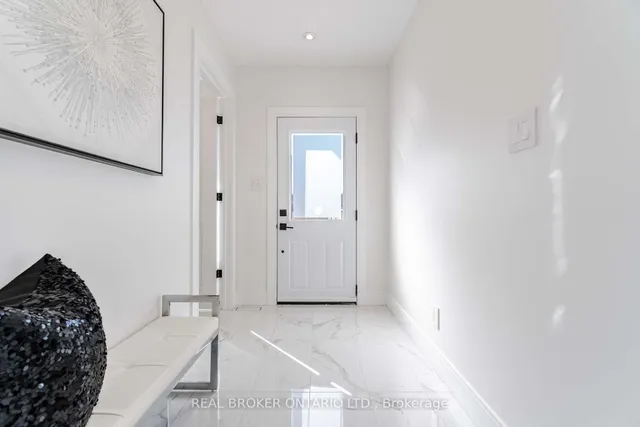 Additional image 12 of 120 Wiltshire Ave