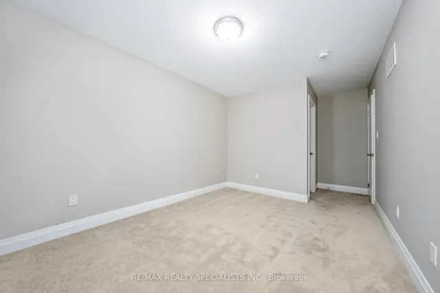 Additional image 35 of 16 Dalbeattie Dr