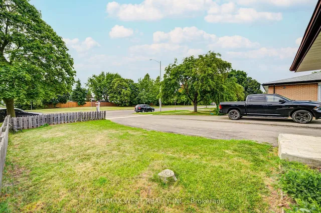 Additional image 7 of 633 Balmoral Dr