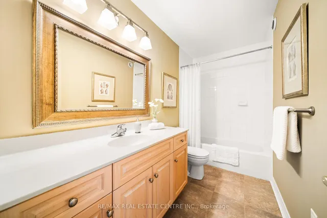 Additional image 43 of 4165 Stonebridge Cres