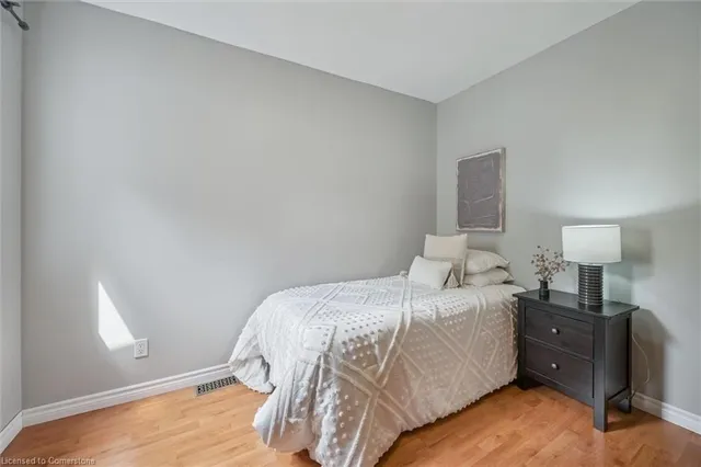 Additional image 16 of 241 8 Hwy