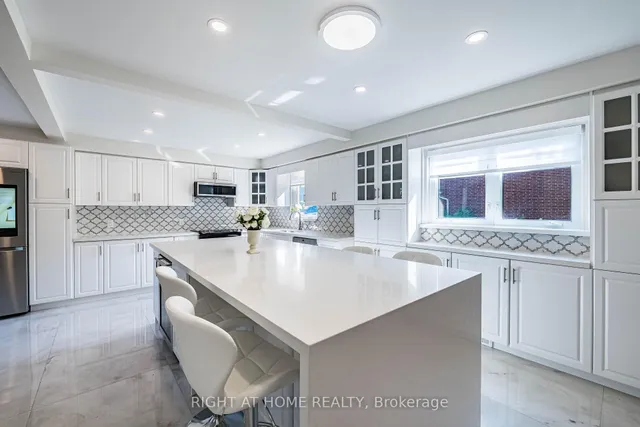 Additional image 13 of 3981 Mahogany Row