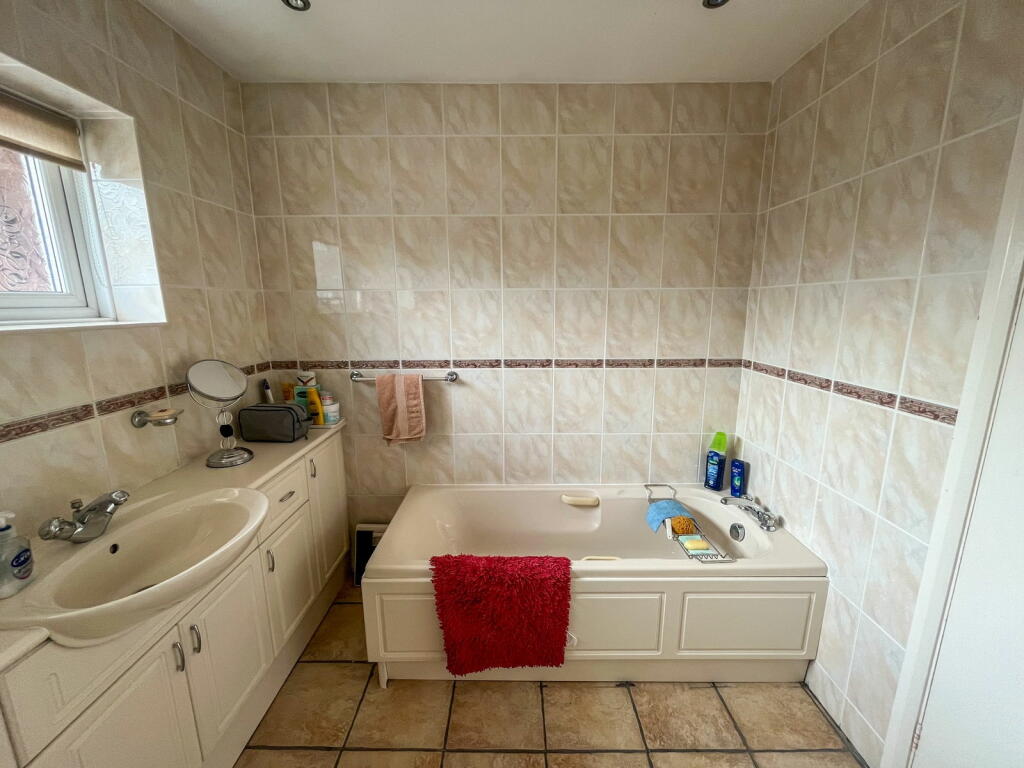 Additional image 13 of Monastery Drive, Solihull, B91 1DW