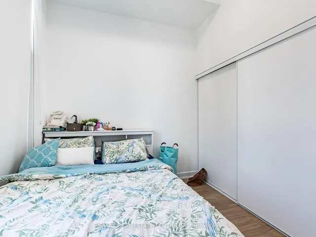 Additional image 44 of 215 VETERANS Dr Unit 211