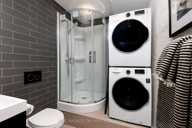 Additional image 14 of 38 Niagara St Unit PH08