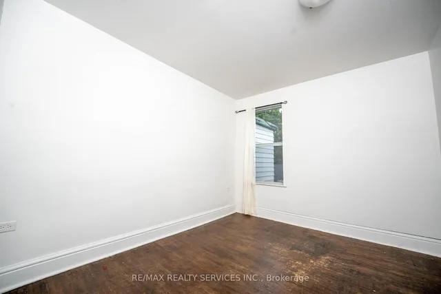 Additional image 23 of 191 Gladstone Ave