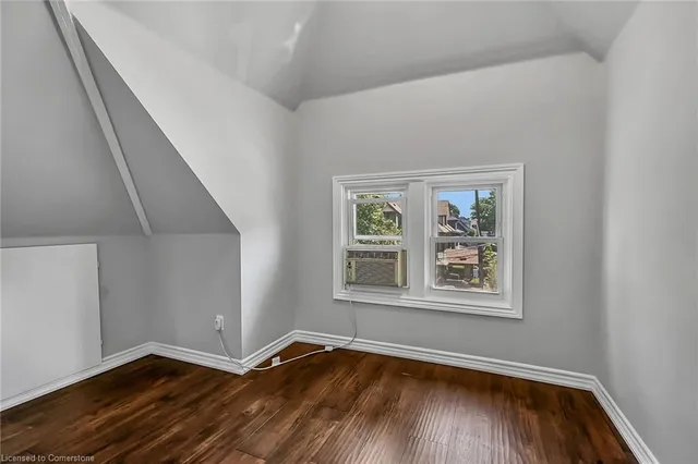 Additional image 37 of 172 Sherman Ave