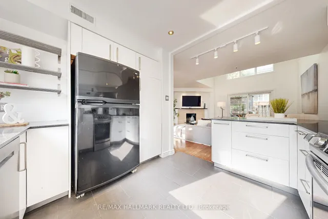 Additional image 12 of 216 Milan St