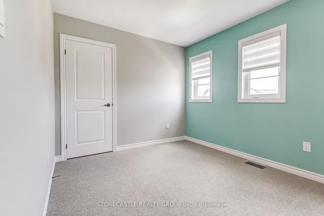 Additional image 22 of 526 Beam Crt