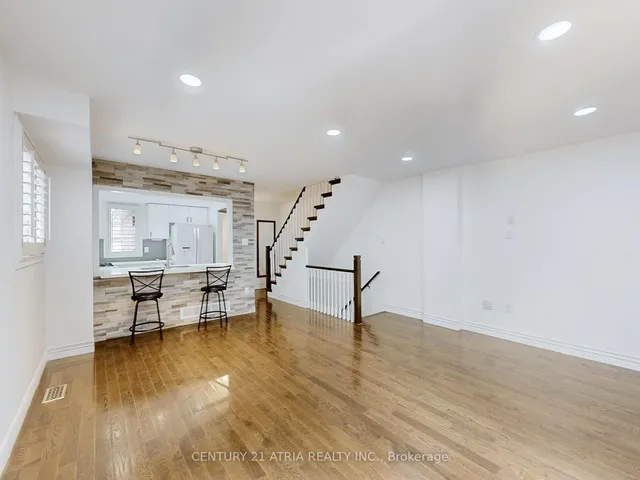 Additional image 11 of 1366 Treeland St