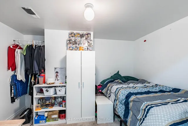 Additional image 45 of 42 Cookview Dr