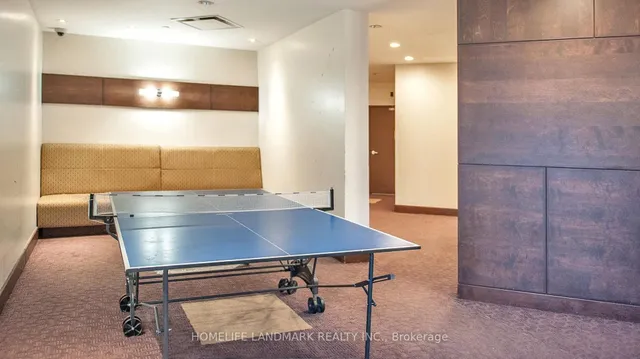 Additional image 35 of 5 Northtown Way Unit 809