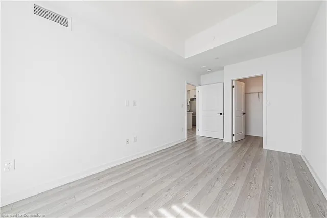 Additional image 31 of 450 Dundas St Unit 1213