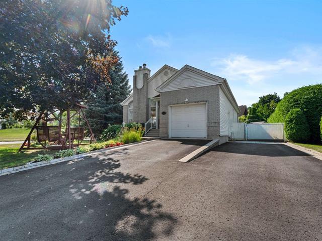 713 Rue Odile|Laval (Fabreville), Quebec H7R5X3