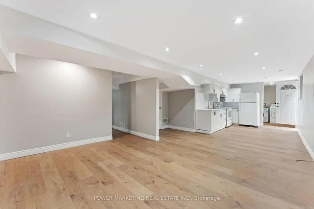 Additional image 30 of 3 Newbury Cres