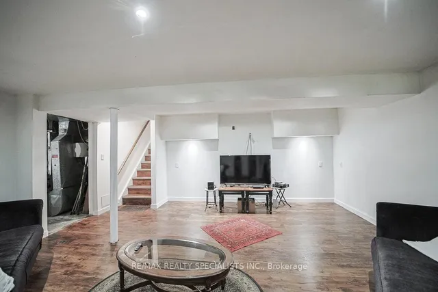 Additional image 26 of 28 Bromley Cres