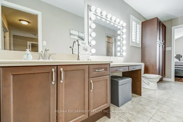 Additional image 26 of 33 Lockman Dr