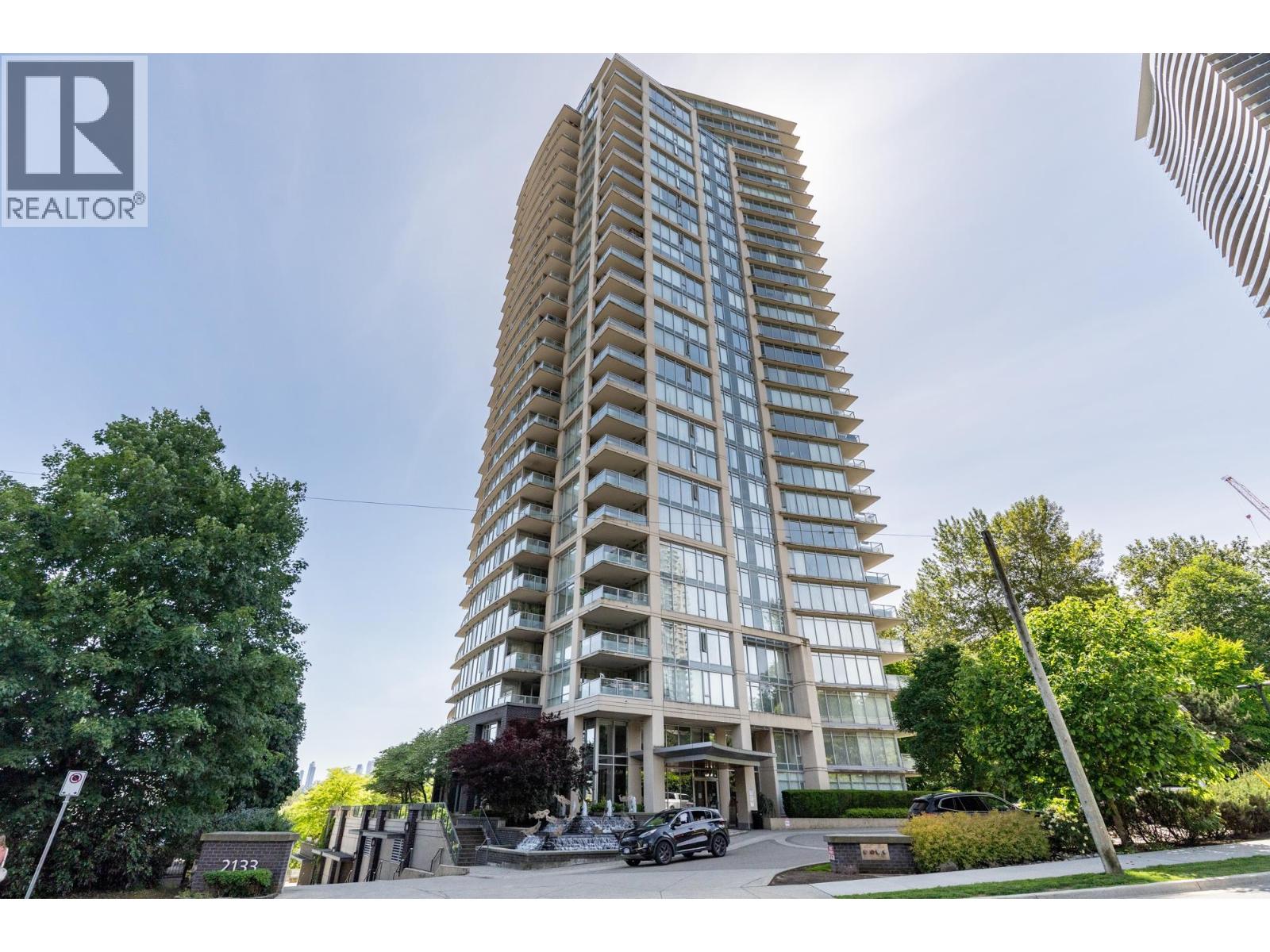 1001 2133 DOUGLAS ROAD|Burnaby, British Columbia V5C0E9