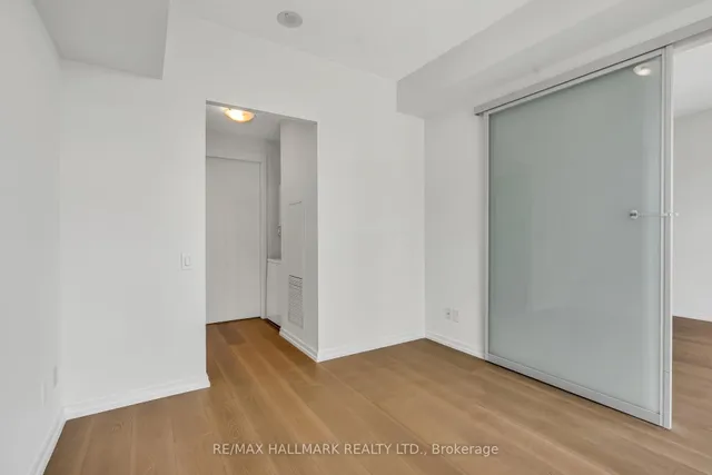 Additional image 25 of 105 The Queensway Ave Unit 1115