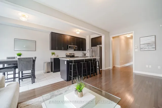 Additional image 4 of 12 Adventura Rd