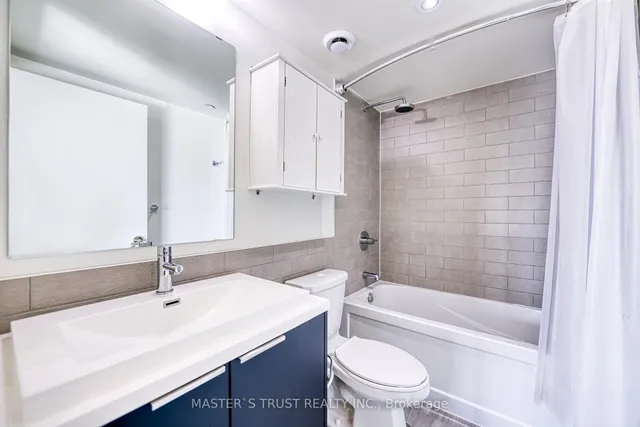 Additional image 12 of 6 Sonic Way Unit 1602