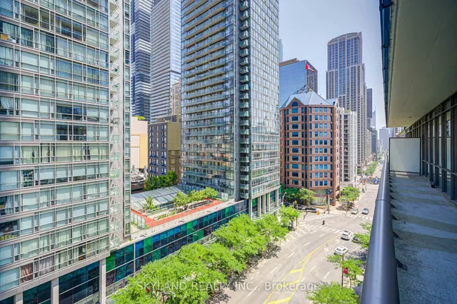 Additional image 30 of 832 Bay St Unit 805