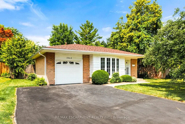 1065 Franconia Dr