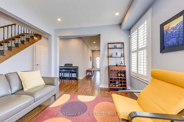 Additional image 12 of 423 Cedric Terr