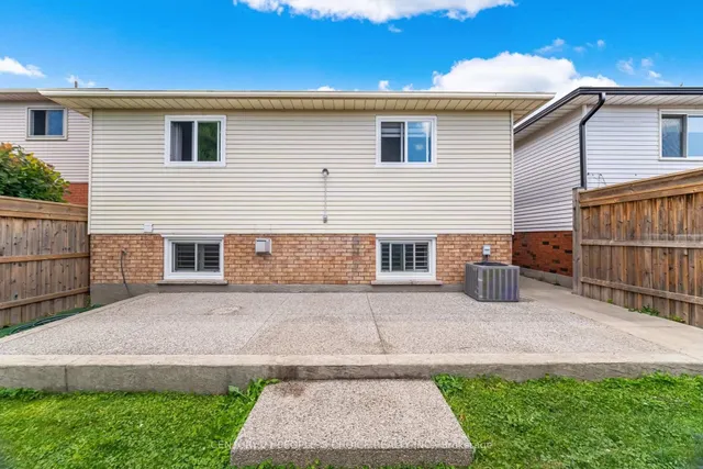 Additional image 47 of 55 Vineberg Dr