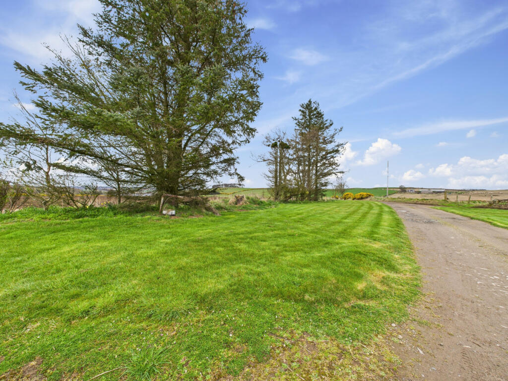 Additional image 36 of Cottage, Maud, AB42